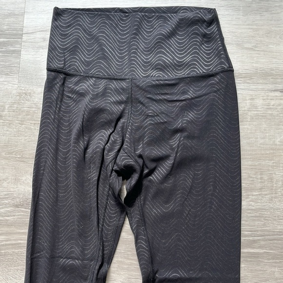 Lululemon Align High-Rise Pant Tight Leggings Nulu Aqueous Emboss Black Womens 6 - Picture 15 of 16